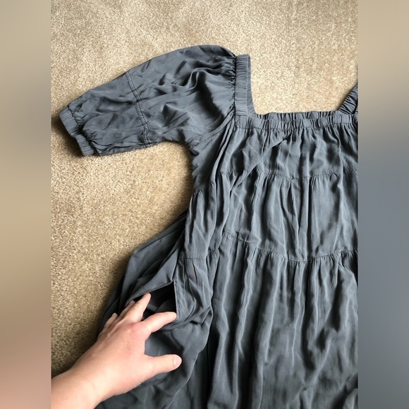 Mustard Seed Women’s L Charcoal Gray Chambray Puffed Sleeve Tiered Pocket Dress - Picture 4 of 11